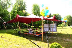 Mobiler Sonnenschutz mit Tentickle Stretchzelten